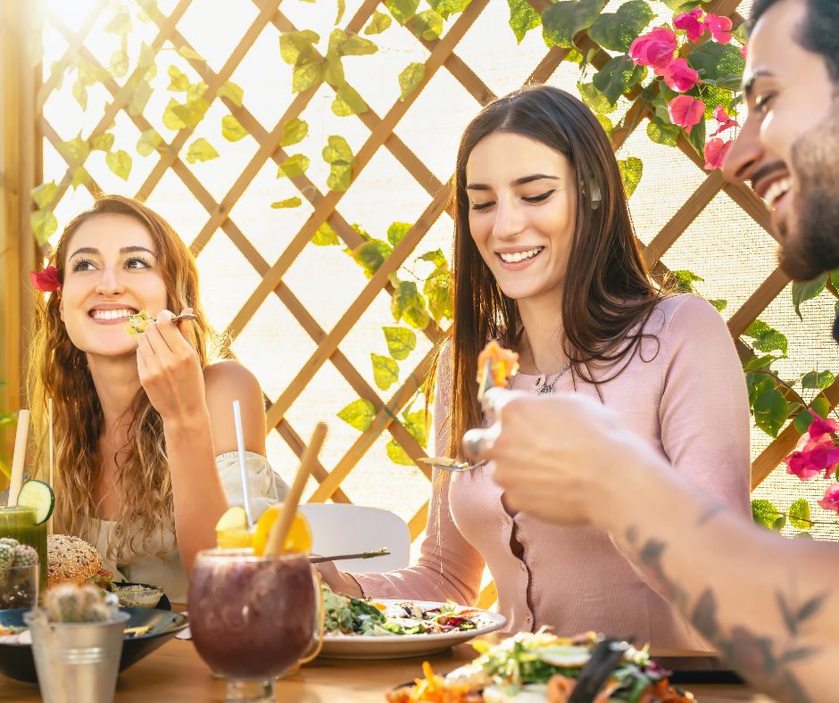 People enjoying brunch together
